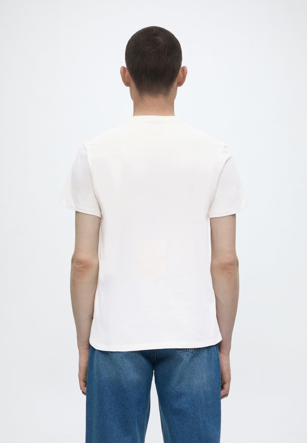 Guess SS BSC MOSAIC TILE TEE