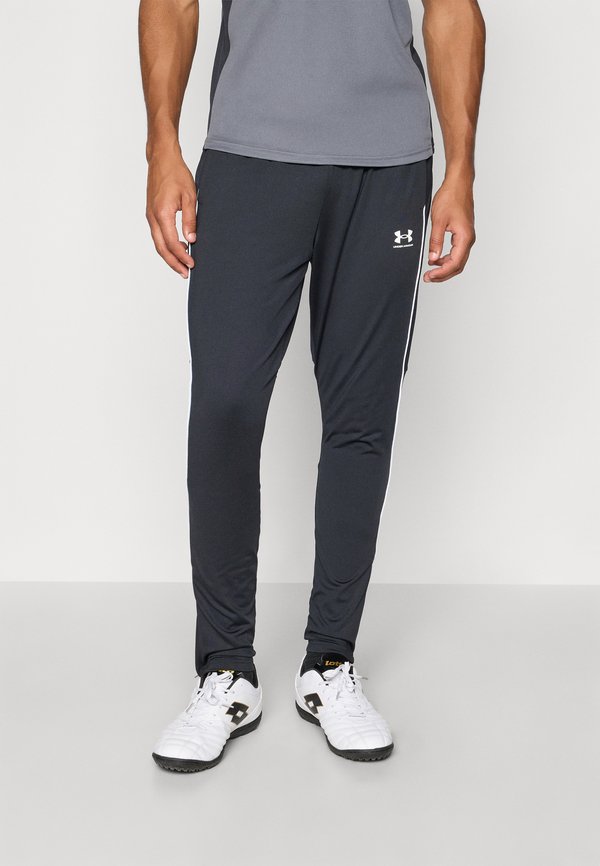Under Armour CHALLENGER TRAINING - Tracksuit bottoms - black/white