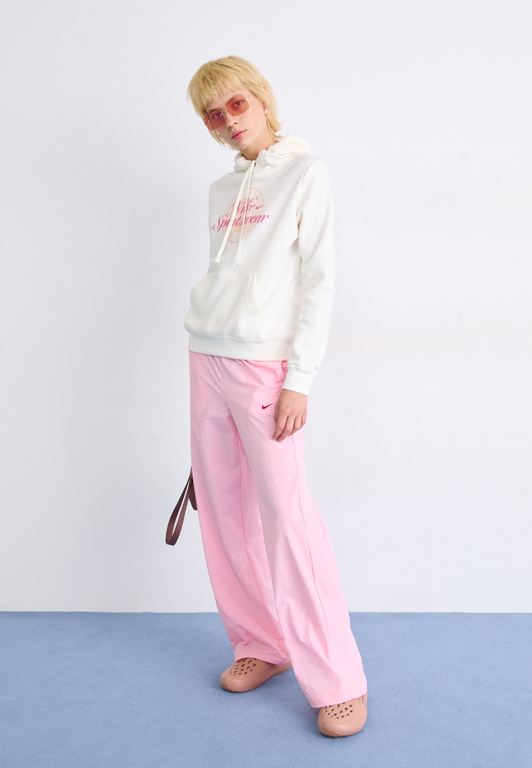 Nike Sportswear REACTX REJUVEN 8