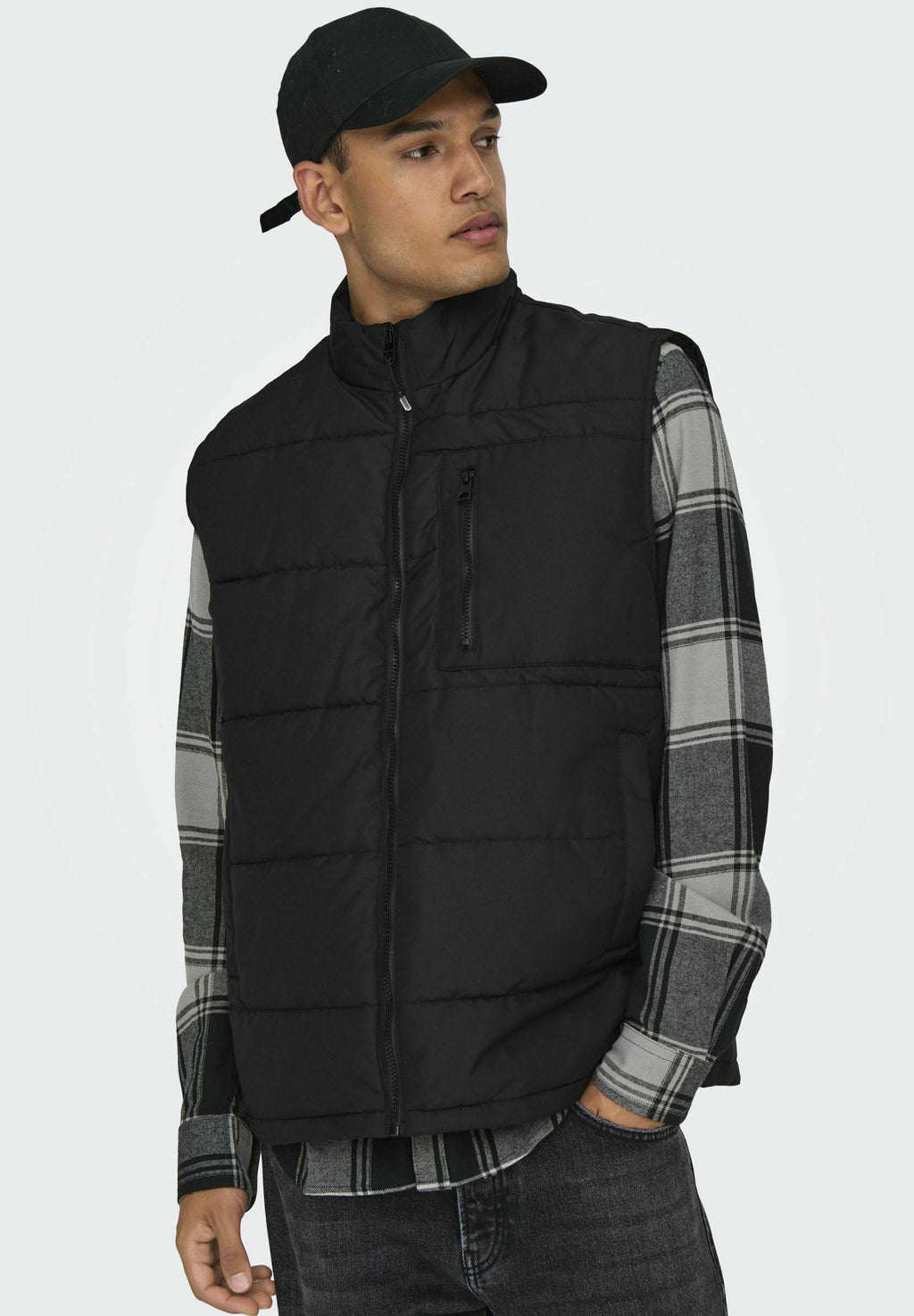 Quilted ONSJAKE Quilted Media 8