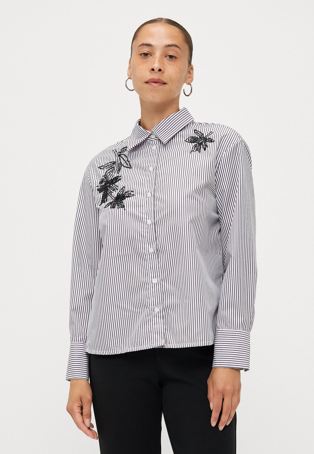 ONLEVI LIFE SHIRT Media 3