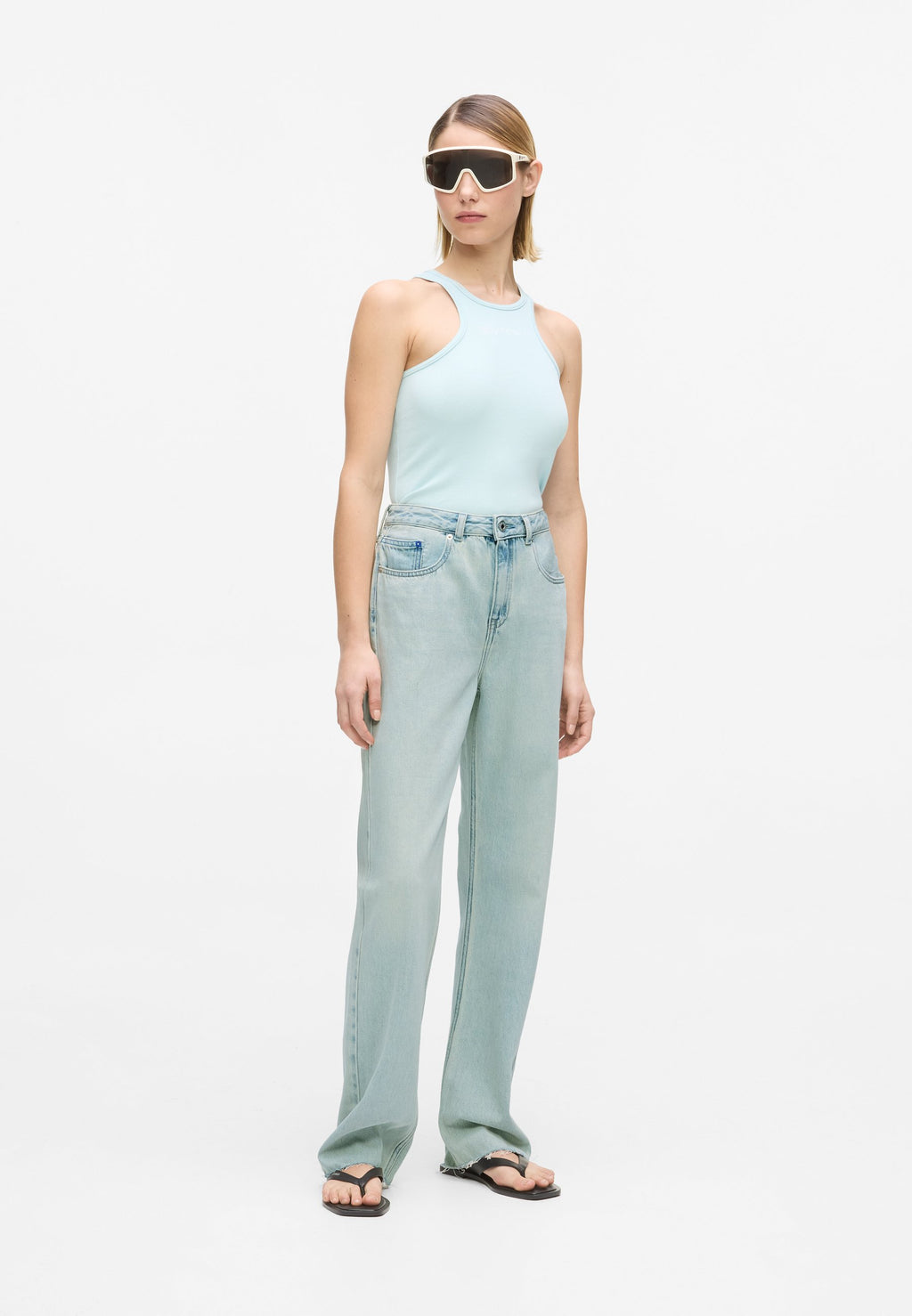 MID-RISE RELAXED DISTRESSED Media 2