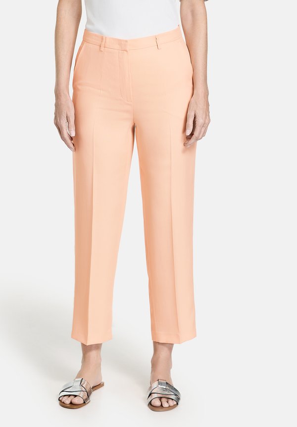 Gerry Weber MIT BÜGELFALTEN