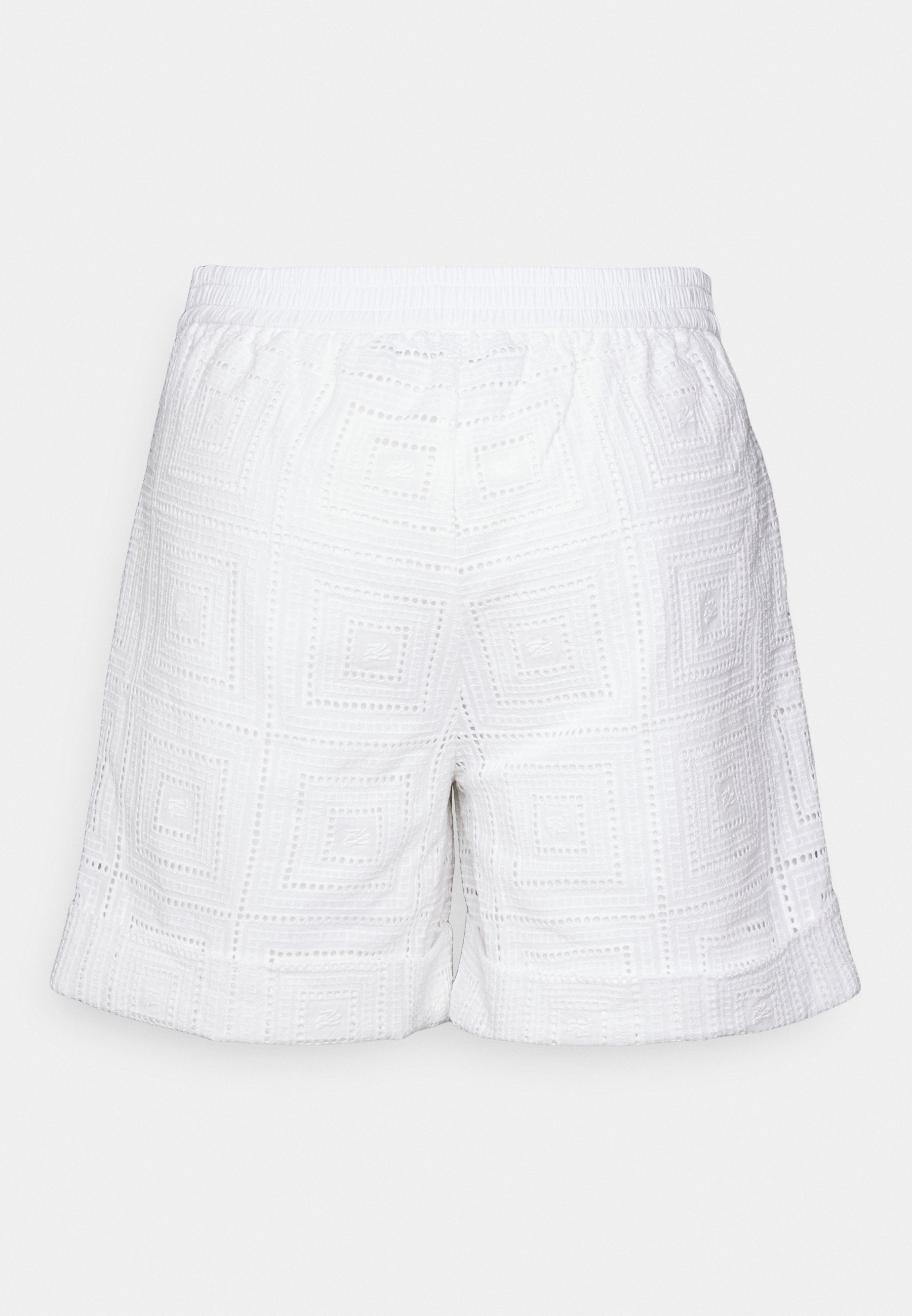 BRODERIE ANGLAISE Media 2