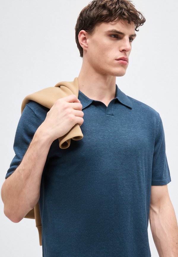 Calvin Klein JOHNNY