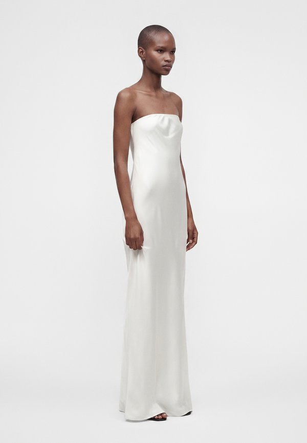 Norma Kamali BIAS STRAPLESS GOWN