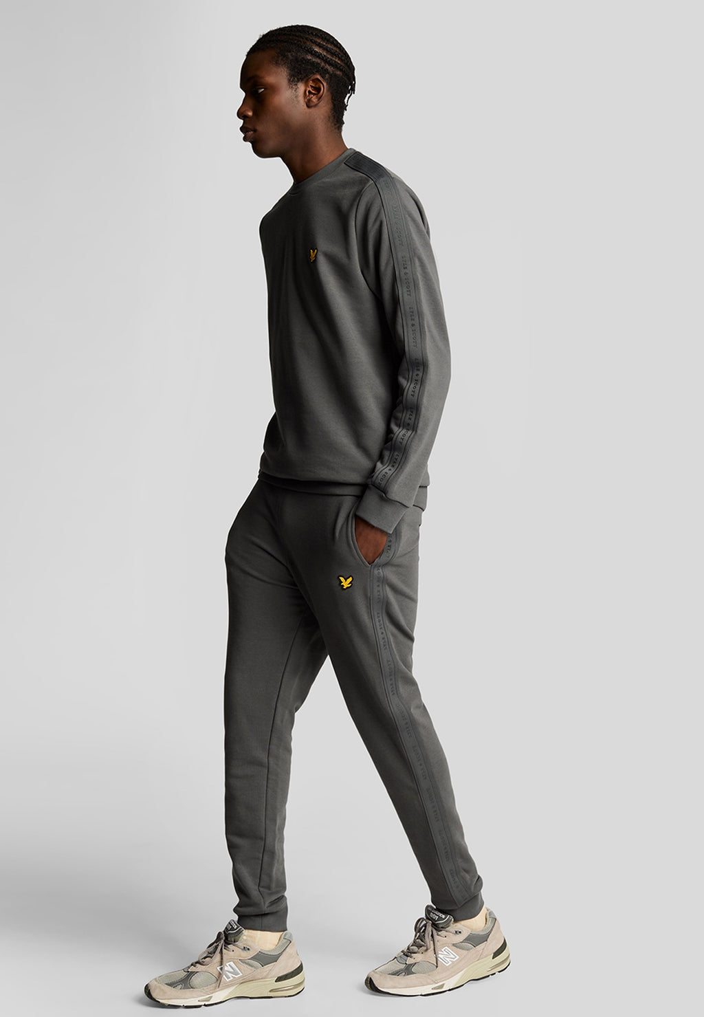 Lyle & Scott  TAPE TRACKIES