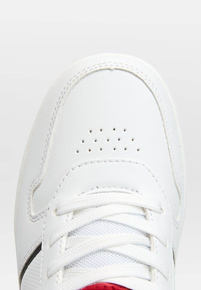 Levi's® KICK