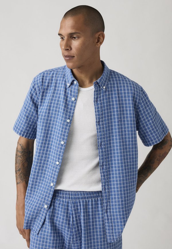 Levi's® SS AUTHENTIC BUTTON DOWN