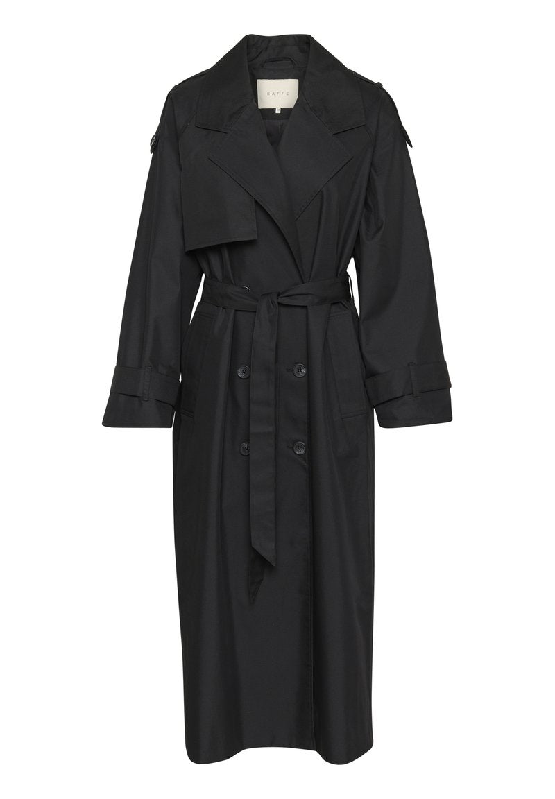 Schwarzer Trenchcoat mit doppelt geknöpftem Vorderteil, breitem Kragen, tailliertem Gürtel und langen Ärmeln. Hergestellt aus glattem, leichtem Material.