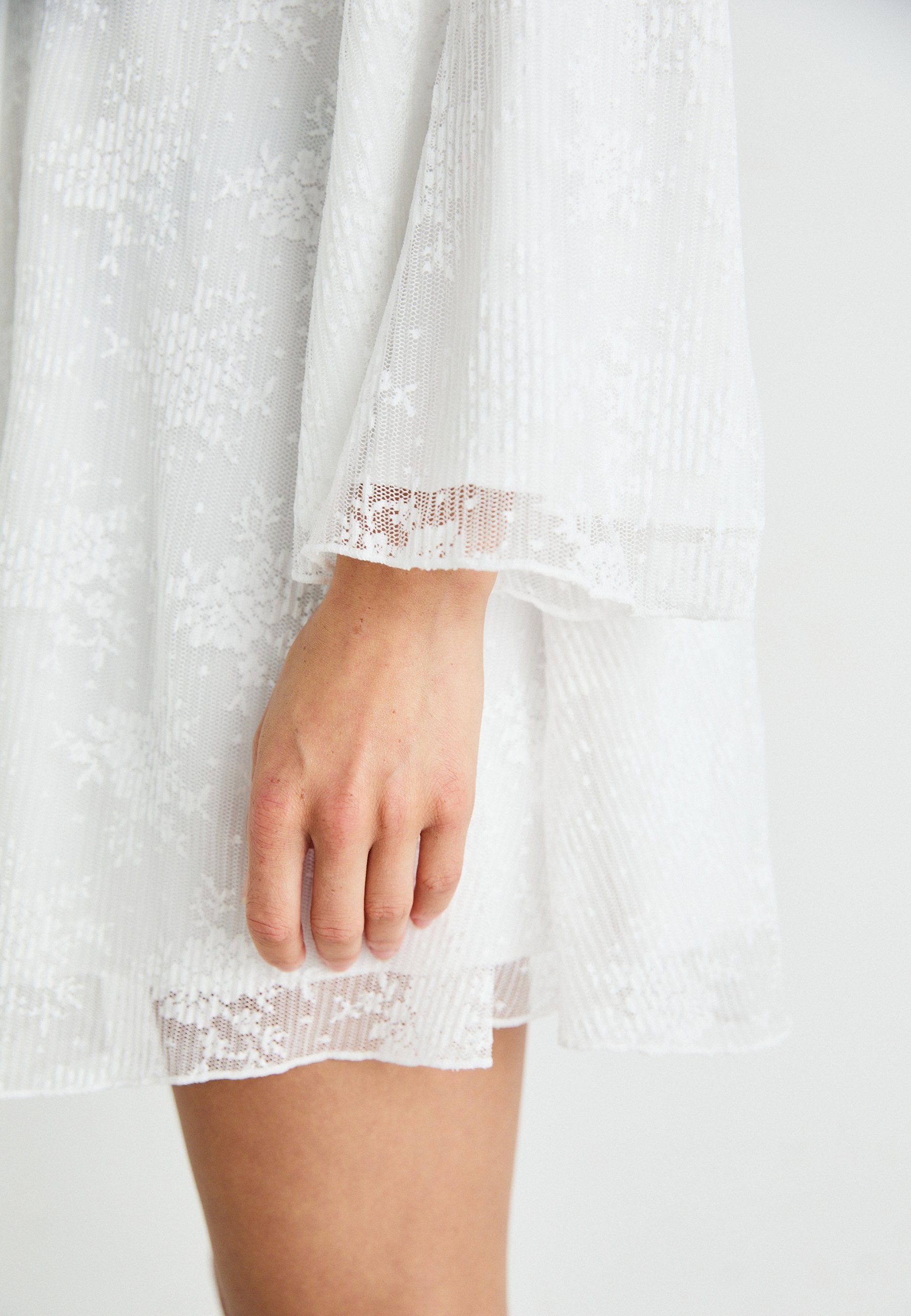 Gina Tricot DRESS