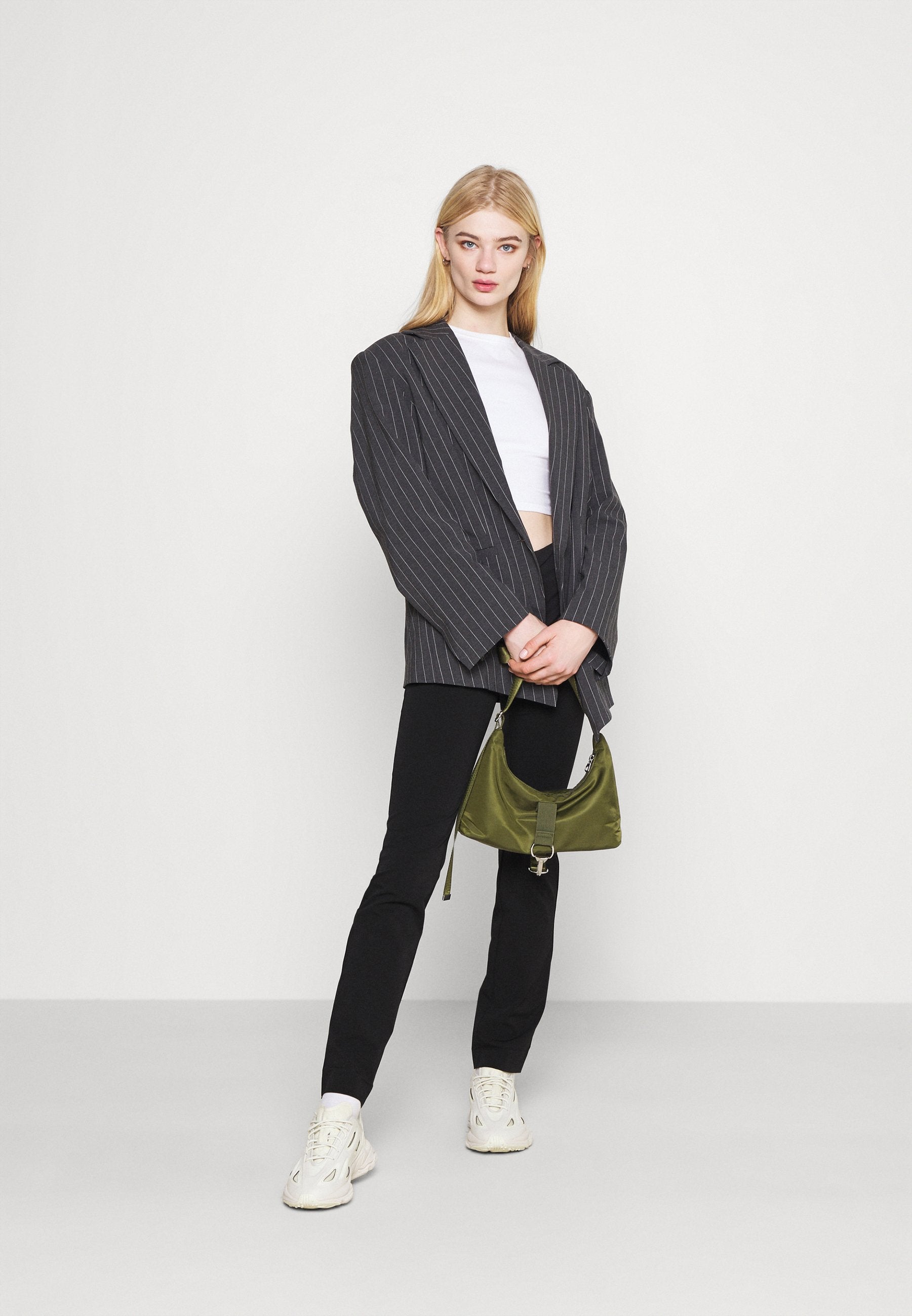 Weekday SPRING TIGHT TROUSER