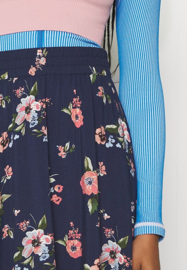 Vero Moda VMSIMPLY EASY SKATER SKIRT