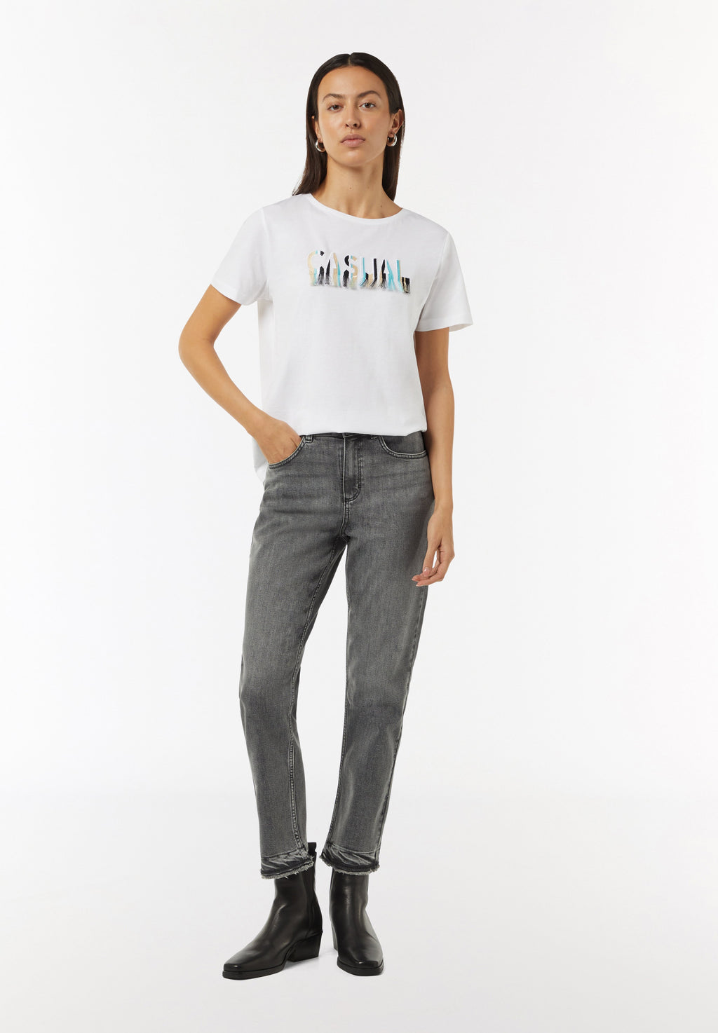 comma casual identity MIT GEFRANSTEM SAUM