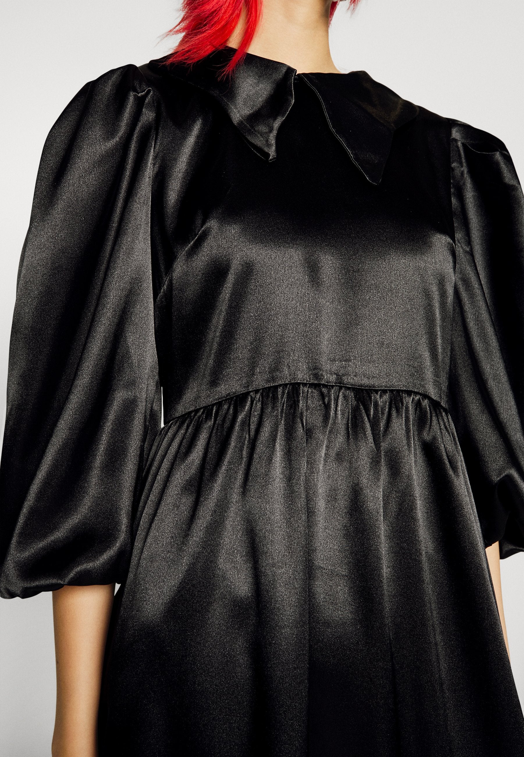 Glamorous MIDAXI STATEMENT COLLAR DRESS WITH PUFF SLEEVES