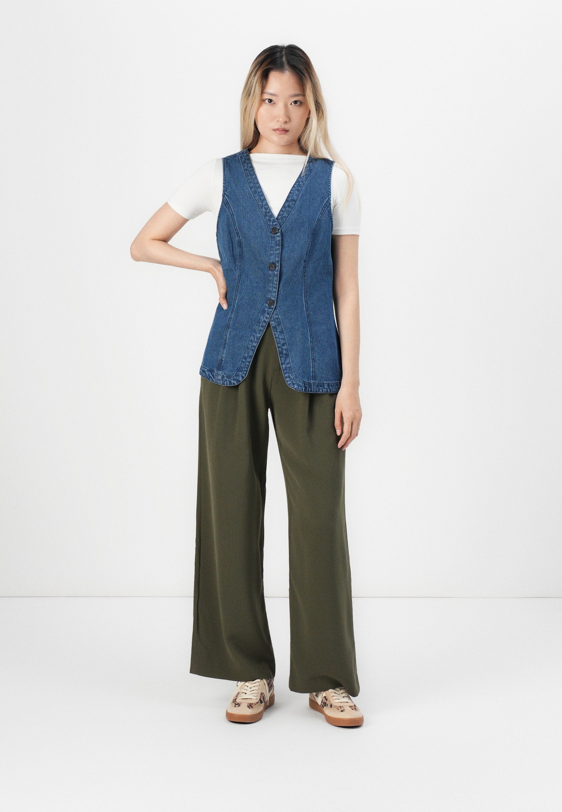 GAP WIDE LEG TRIBECA