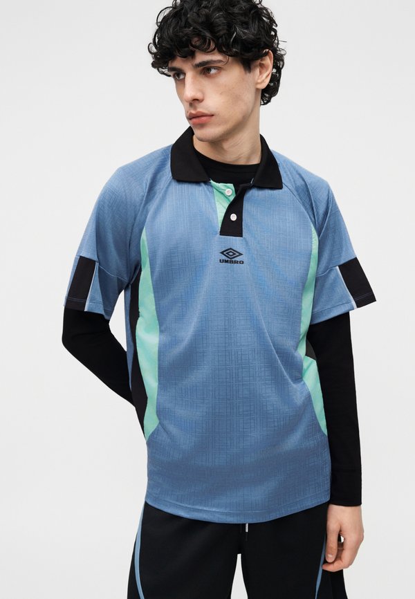 Umbro FOOTBALL UNISEX
