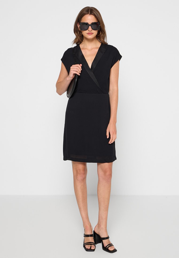 Armani Exchange Freizeitkleid Media 2