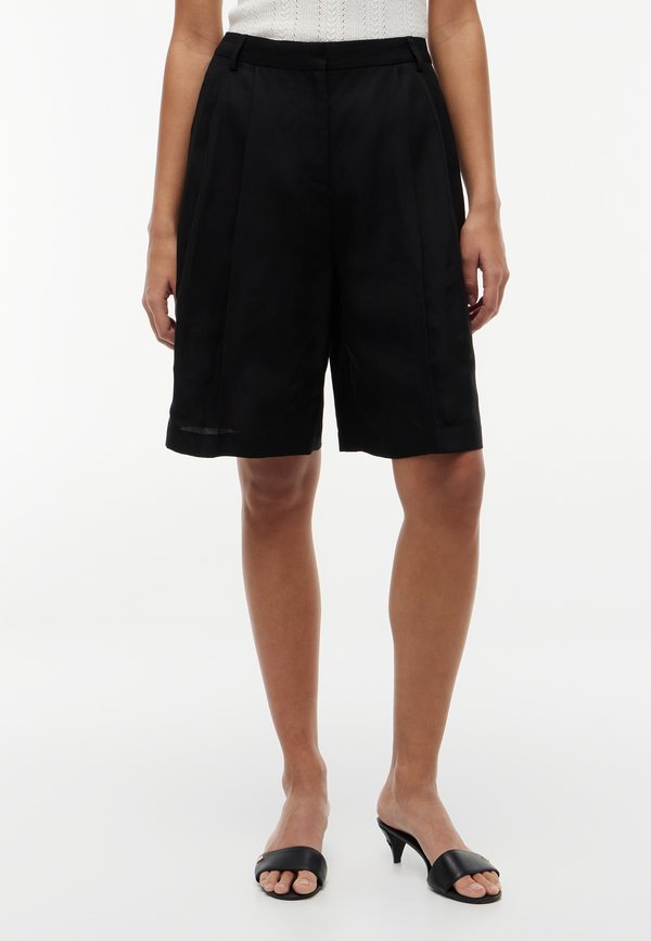 Tommy Hilfiger SUMMER BERMUDA - Shorts - black