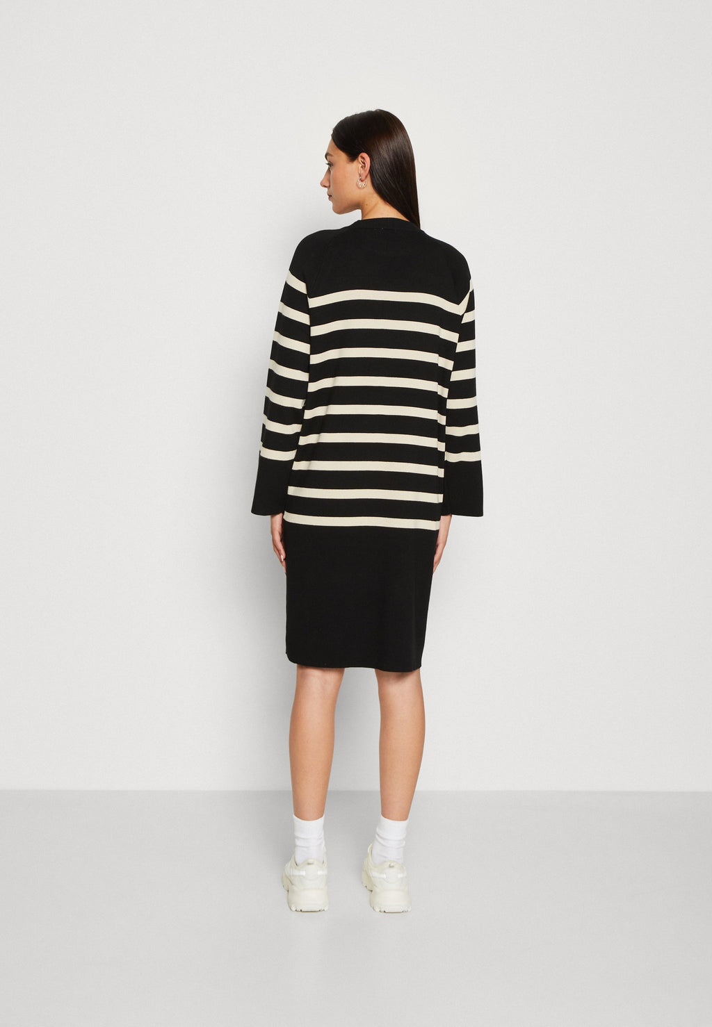 Object OBJESTER DRESS