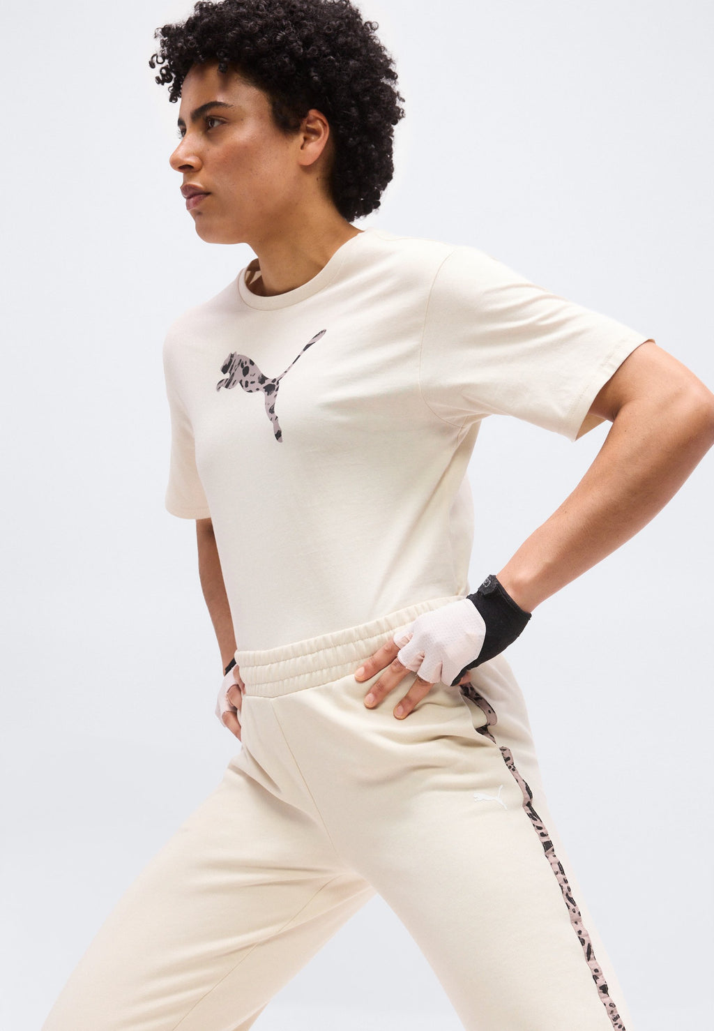 Puma GRAPHIC ANIMAL COMFORT PANTS