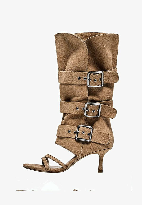 Bershka HIGH-HEEL WITH BUCKLED TROUSER DETAIL - Ankle cuff sandals - sand
