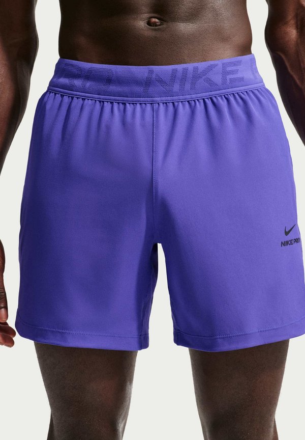 Nike Performance SHORT - Sports shorts - persian violet black