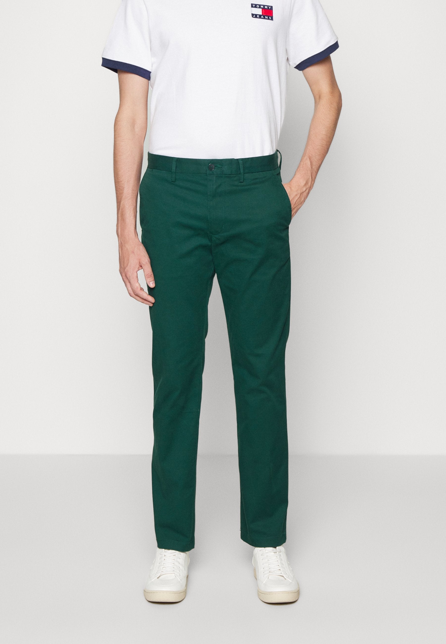 1985 DENTON STRAIGHT LEG CHINOS Media 3