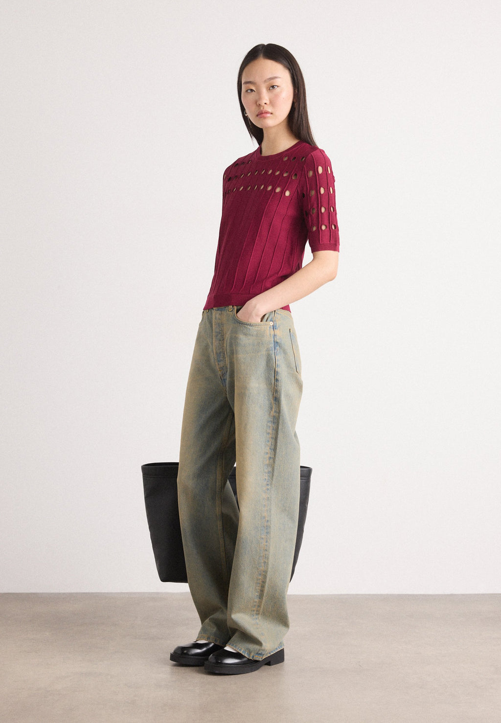 DKNY