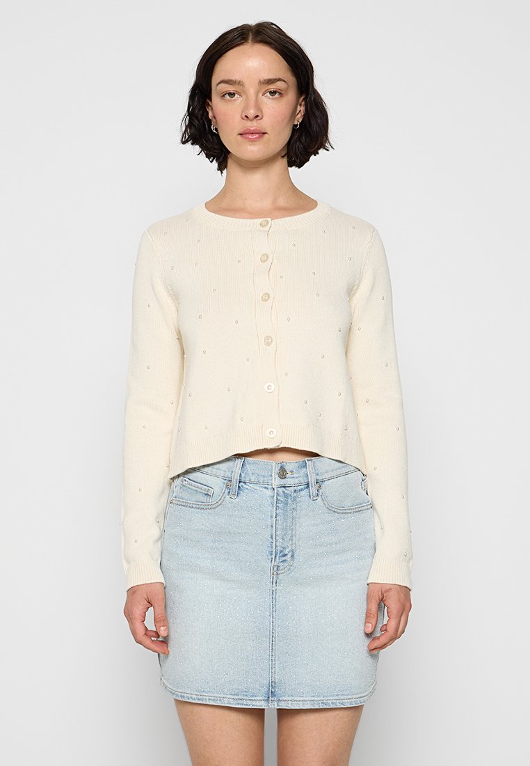 DKNY