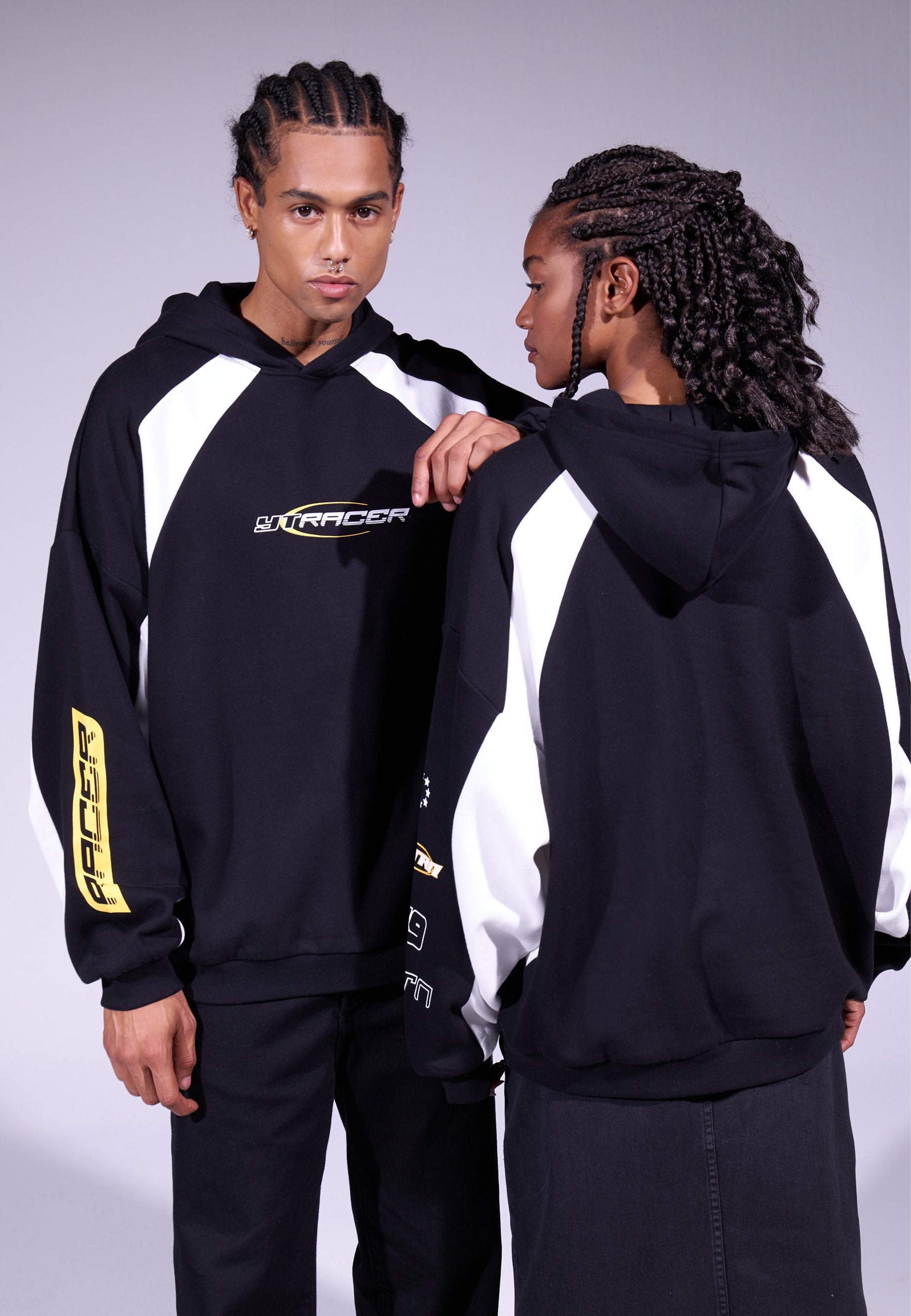 YOURTURN UNISEX RELAXED FIT HOODIE