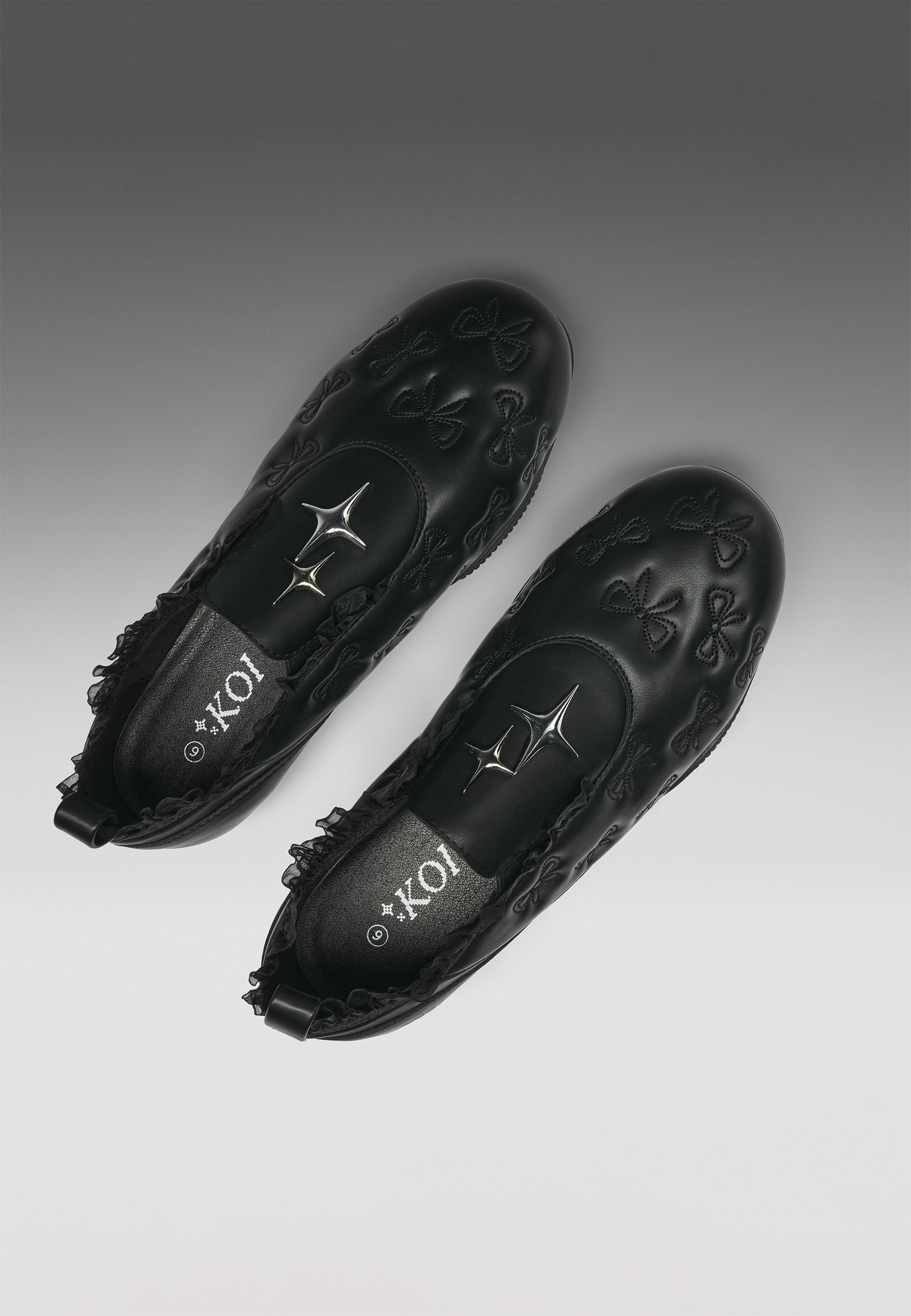 Koi Footwear HEARTBREAKER SPORTY SLIP ON SHOES