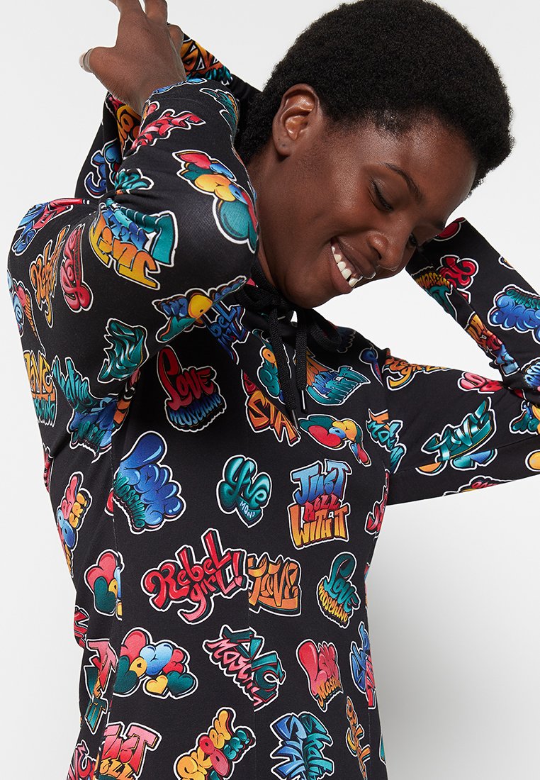 Love Moschino