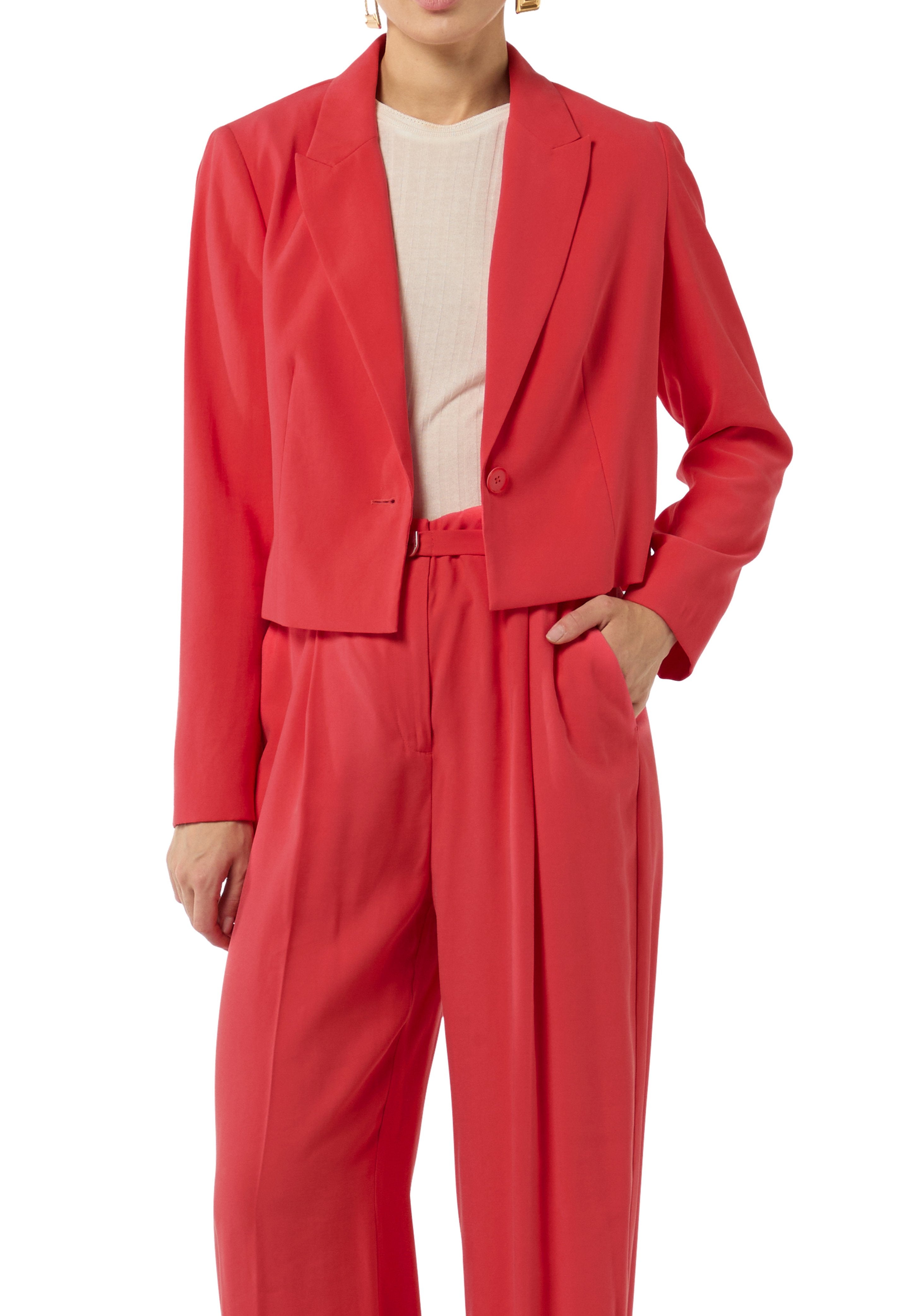 comma Blazer Media 5