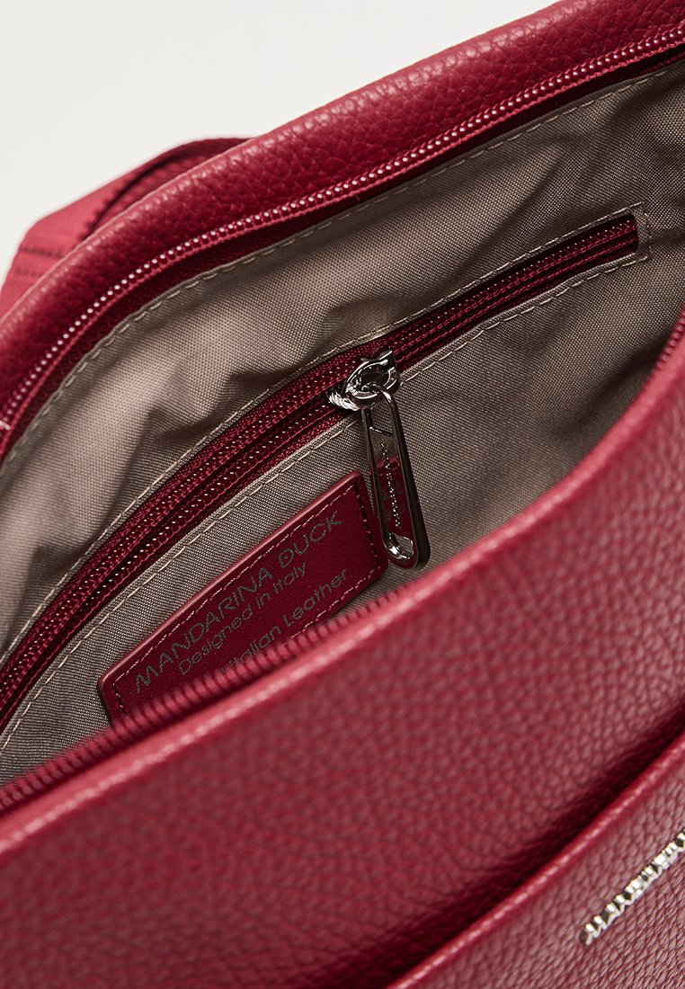 Mandarina Duck