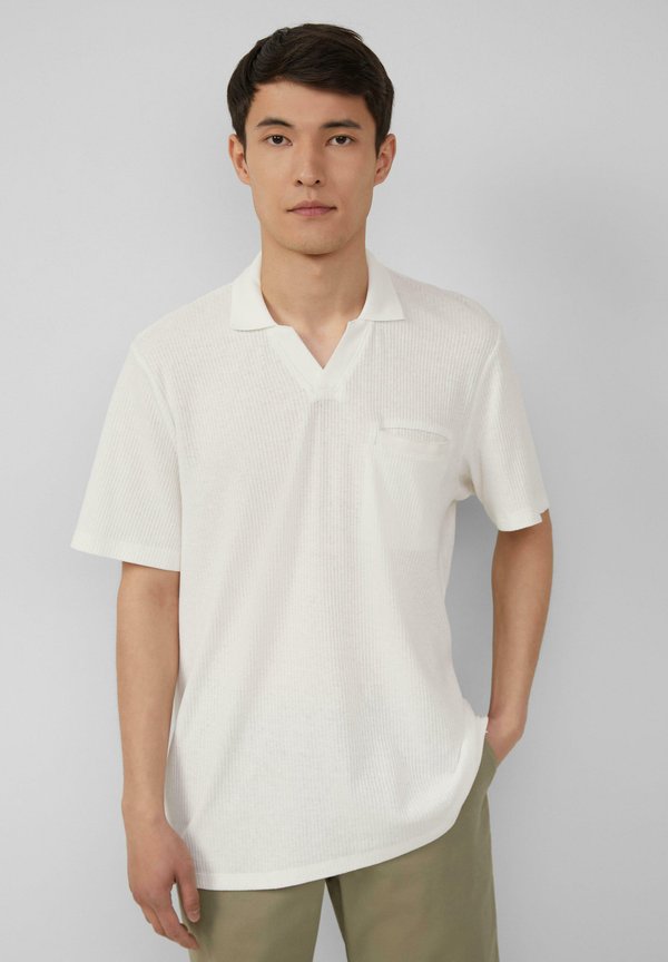 s.Oliver MIT BRUSTTASCHE - Polo shirt - weiß