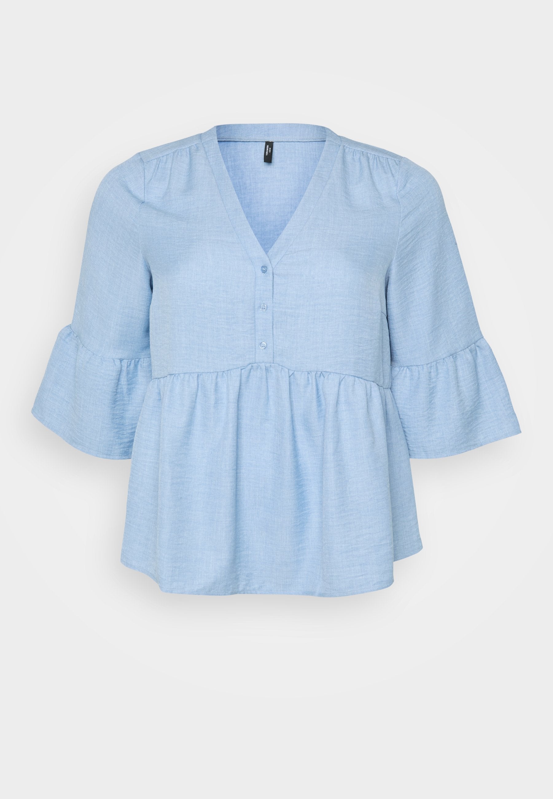 Himmelblaues, gewebtes Oberteil mit V-Ausschnitt, Knopfdetails und dreiviertellangen Glockenärmeln. Ausgestellter Peplum-Saum sorgt für Volumen.