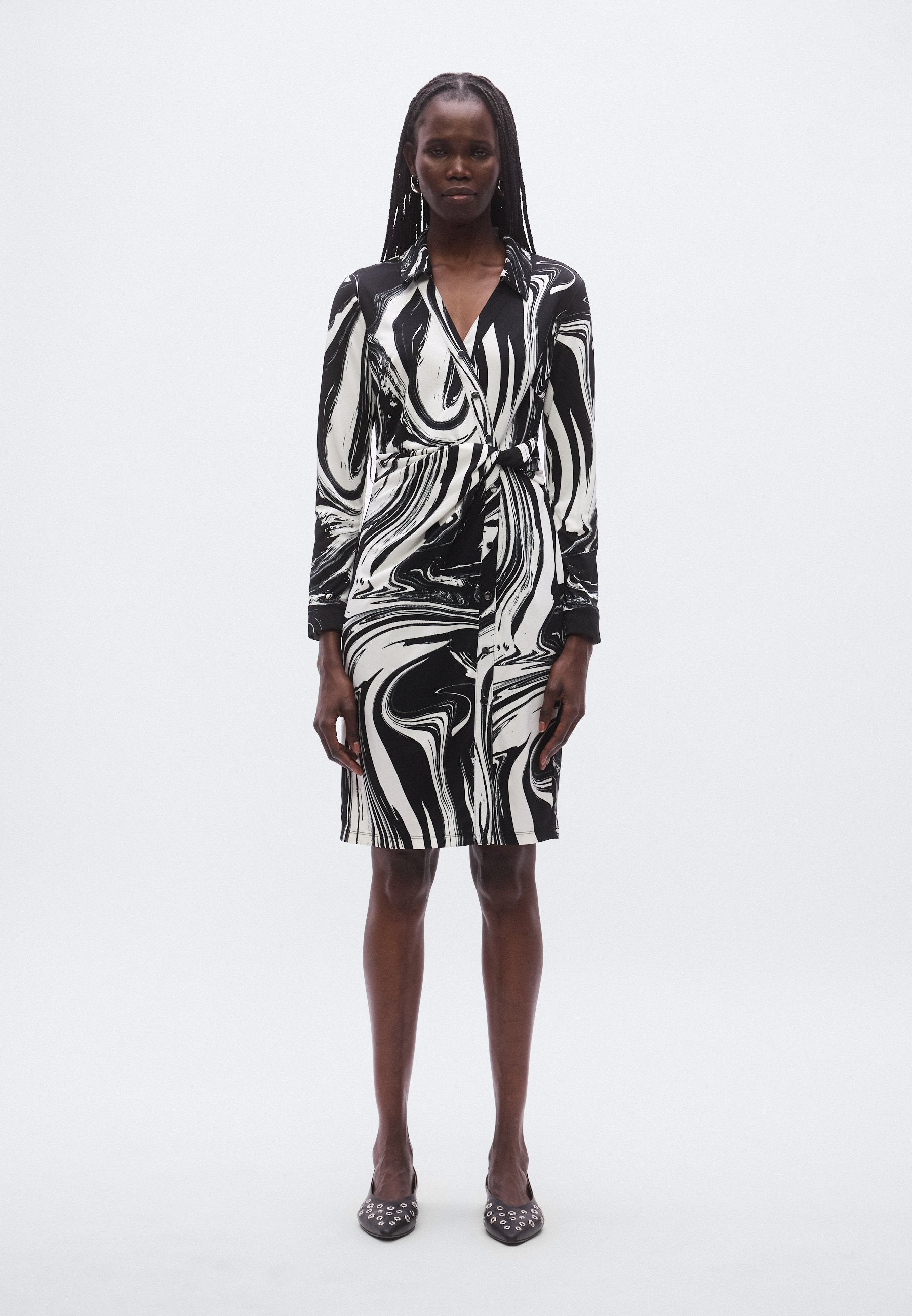 DKNY KNOT BUTTON FRONT SHIRT DRESS