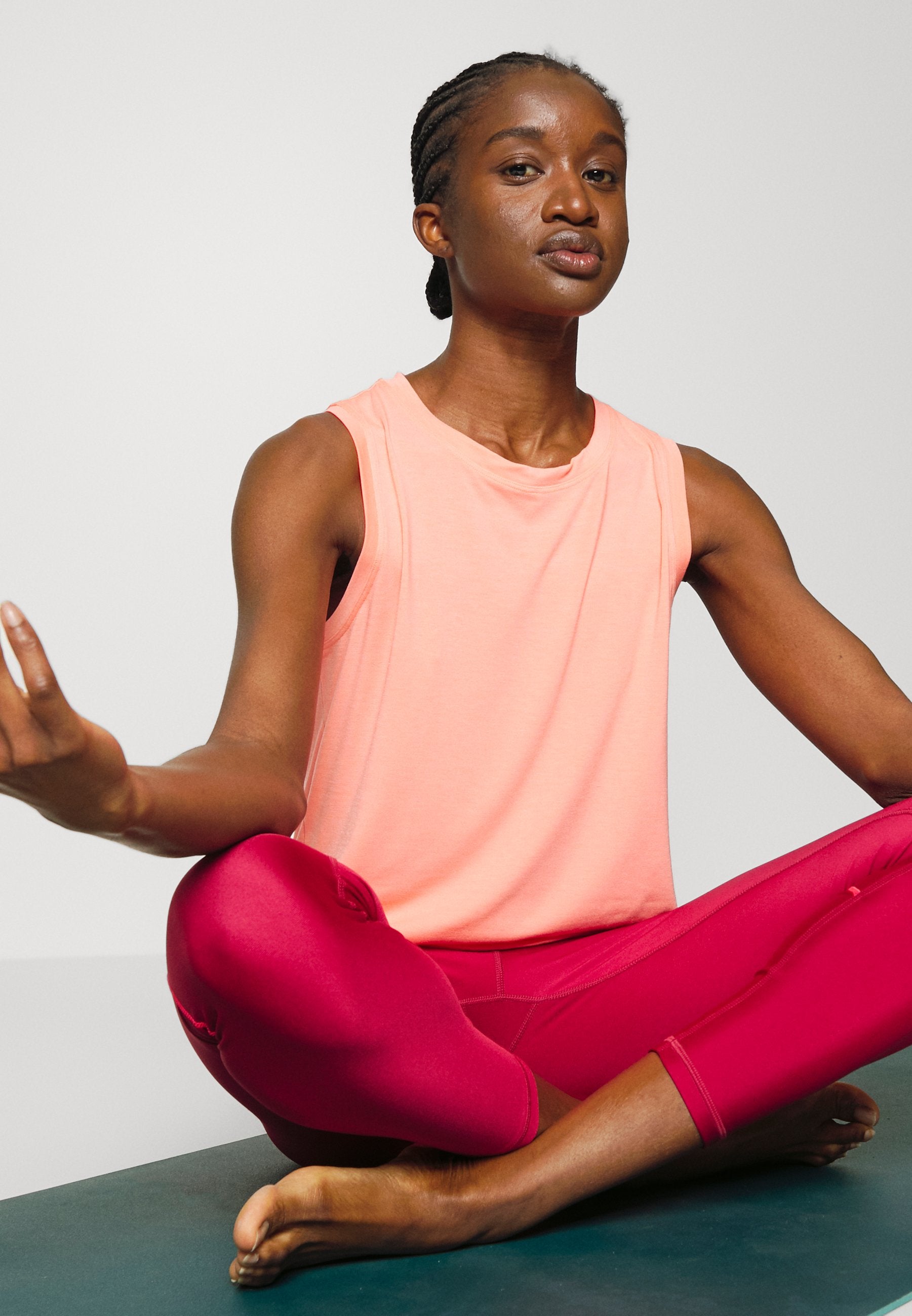 Athleta VITAL TANK ESSENCE
