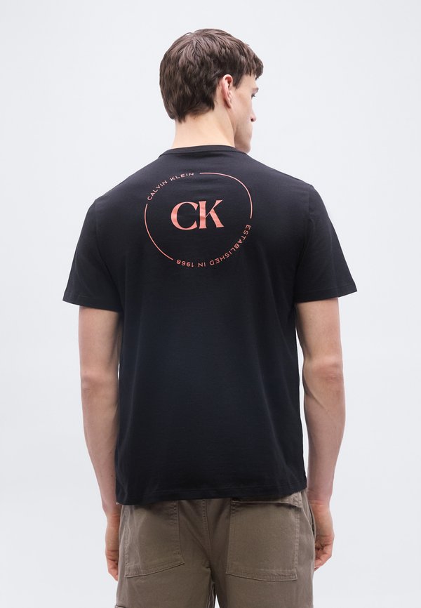 Calvin Klein Jeans GRAPHICS