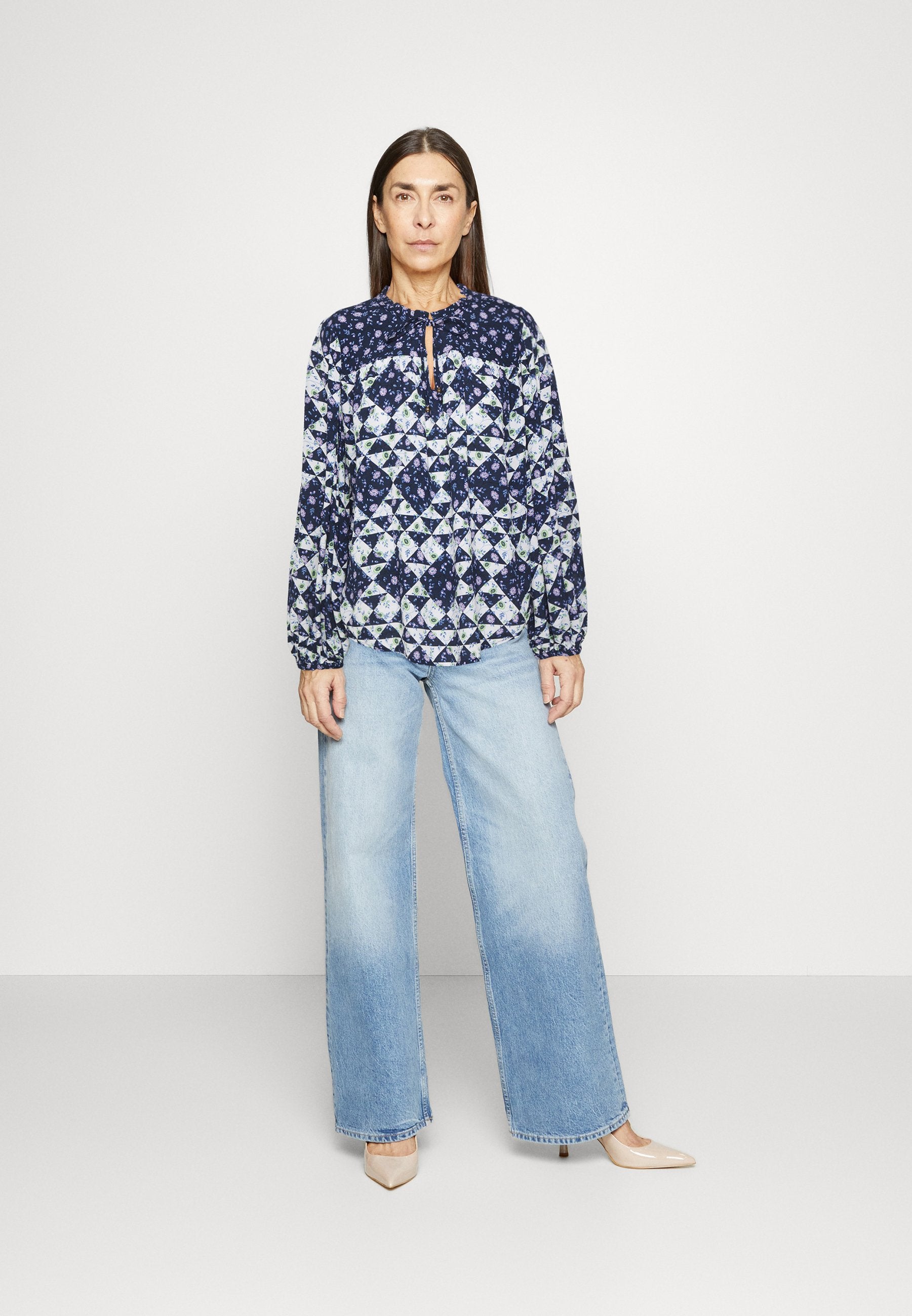 Marks & Spencer YOKE DETAIL