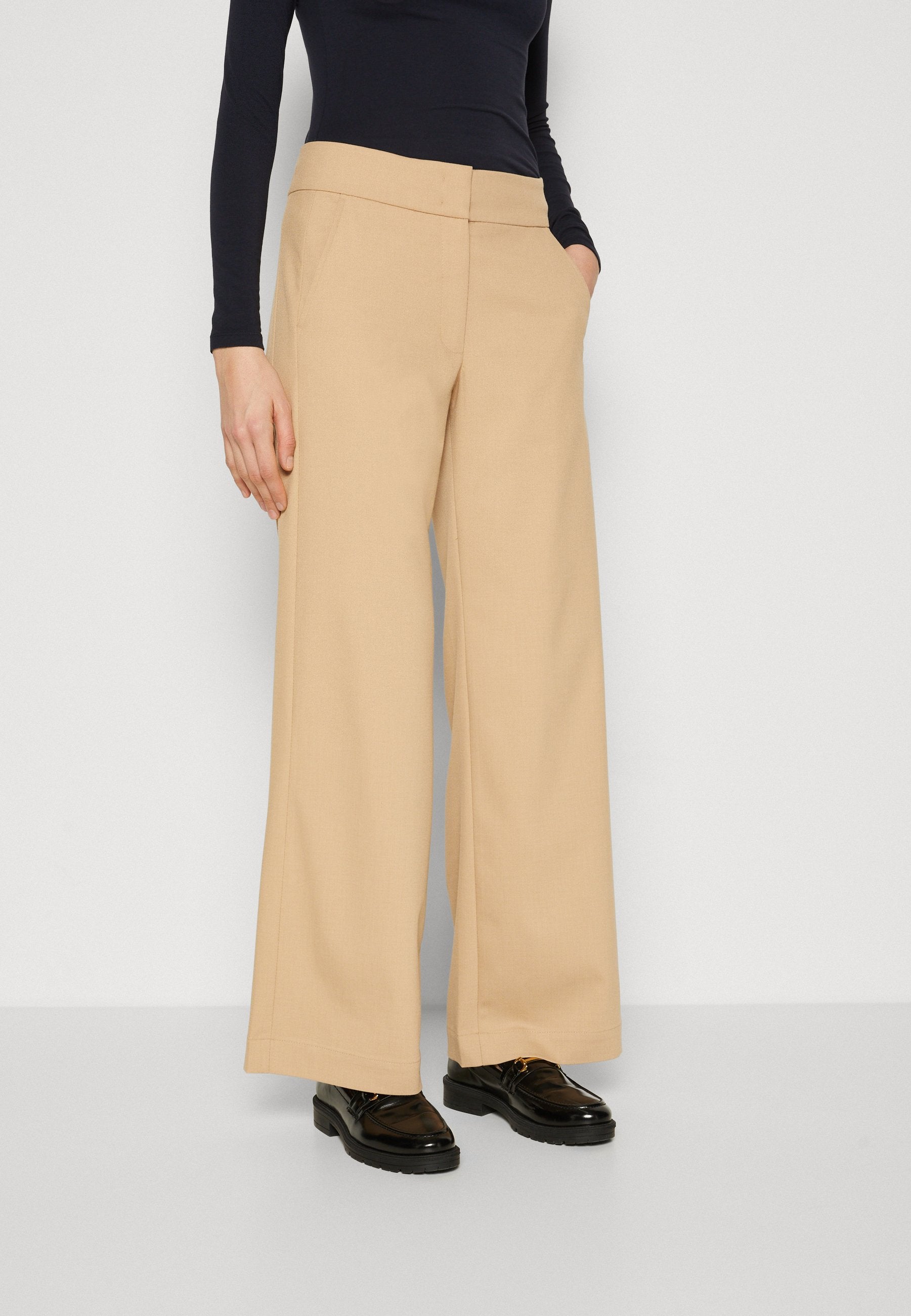 Esprit Stoffhose Media 4