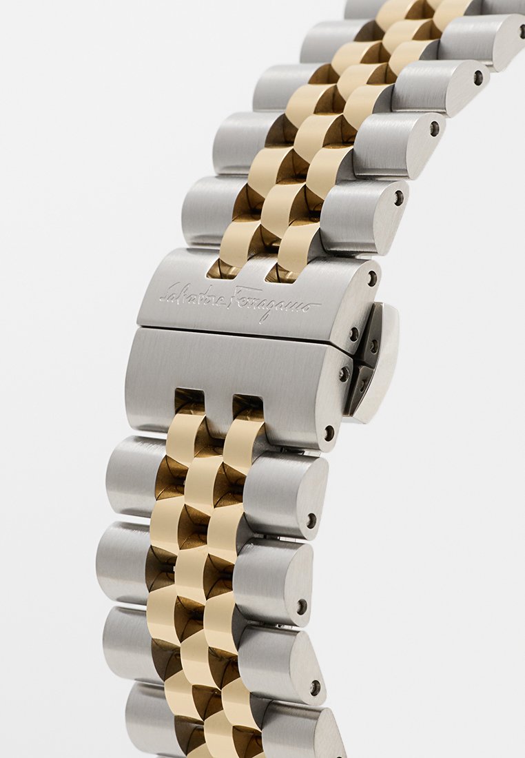 FERRAGAMO Chronograph Media 4