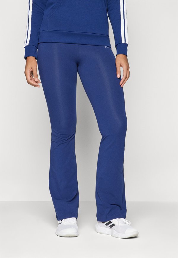adidas Sportswear ESSENTIALS SMALL LOGO FLARED - Leggings - dark blue/white