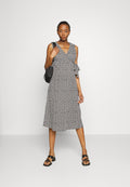 Pieces Maternity PMBINA MIDI WRAP DRESS
