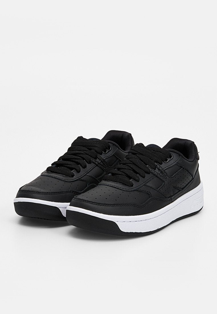 Under Armour COURT 96