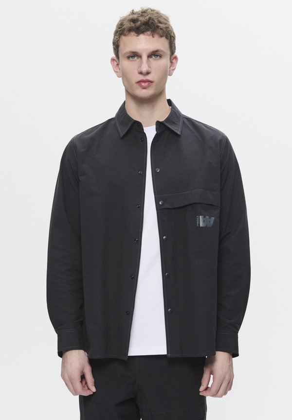 WOOD WOOD WWAXL TRACK OVERSHIRT