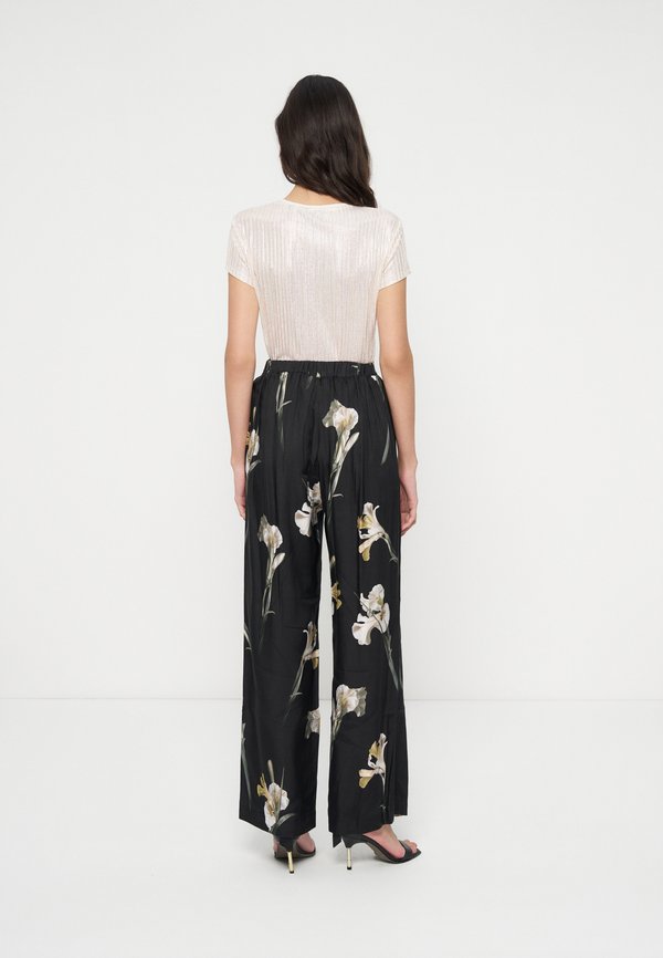 Ted Baker ALBOO
