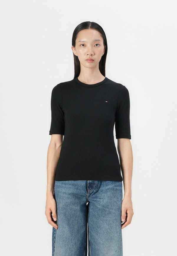 Tommy Hilfiger RIBBED SLIM HALF SLEEVE T-SHIRT