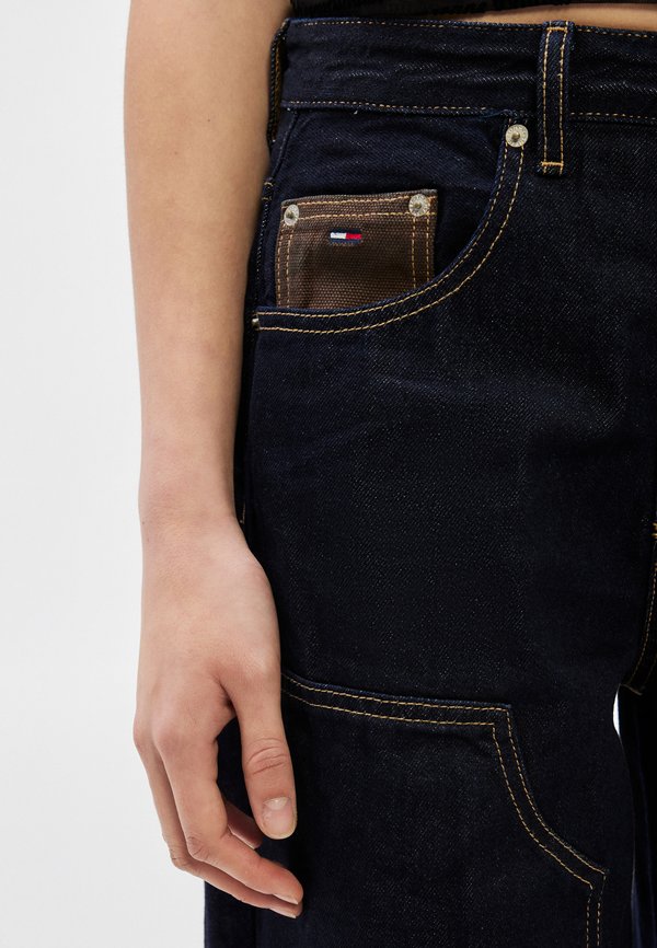 Tommy Jeans KNEE PANEL MID RISE LOOSE JEANS